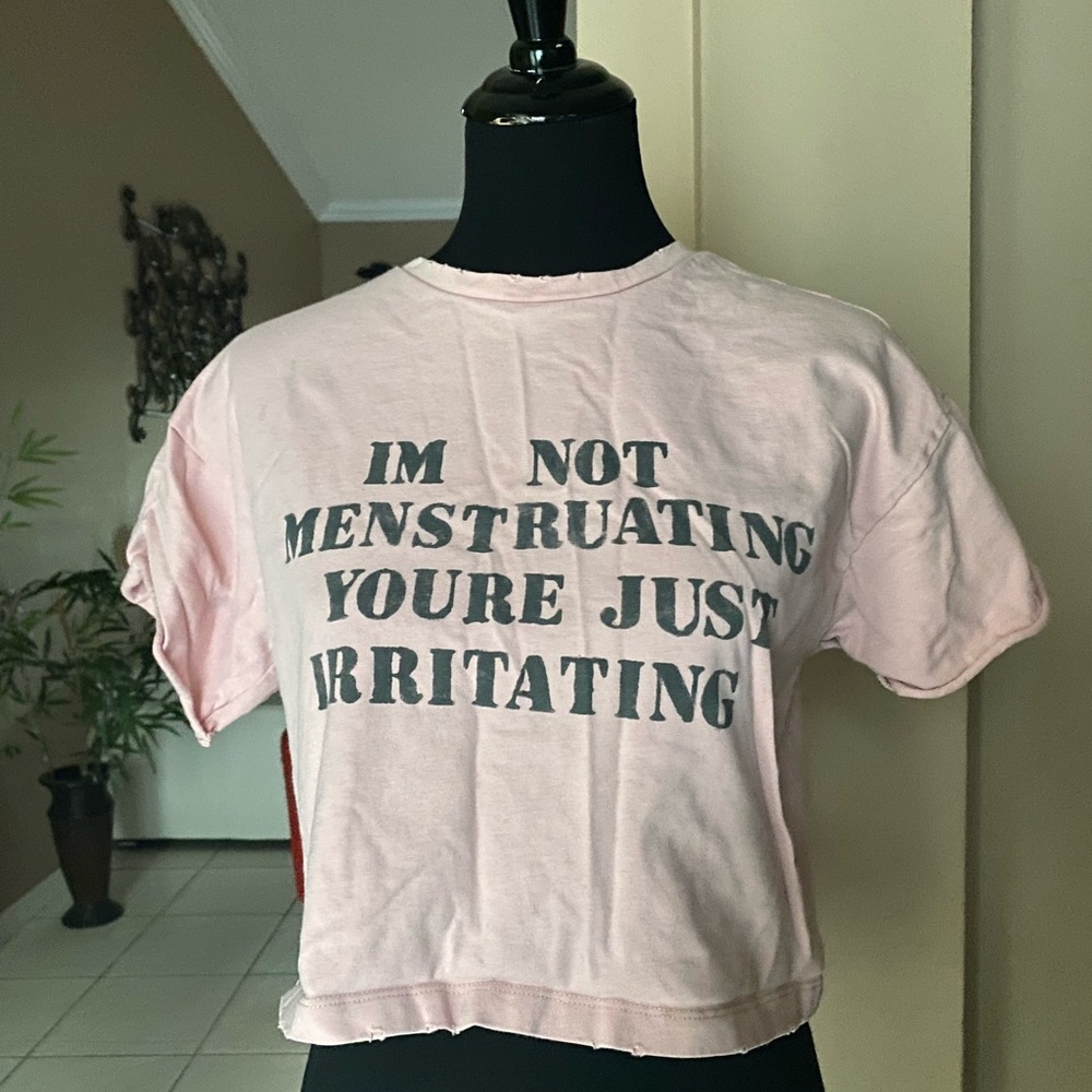 Pink graphic tee size M